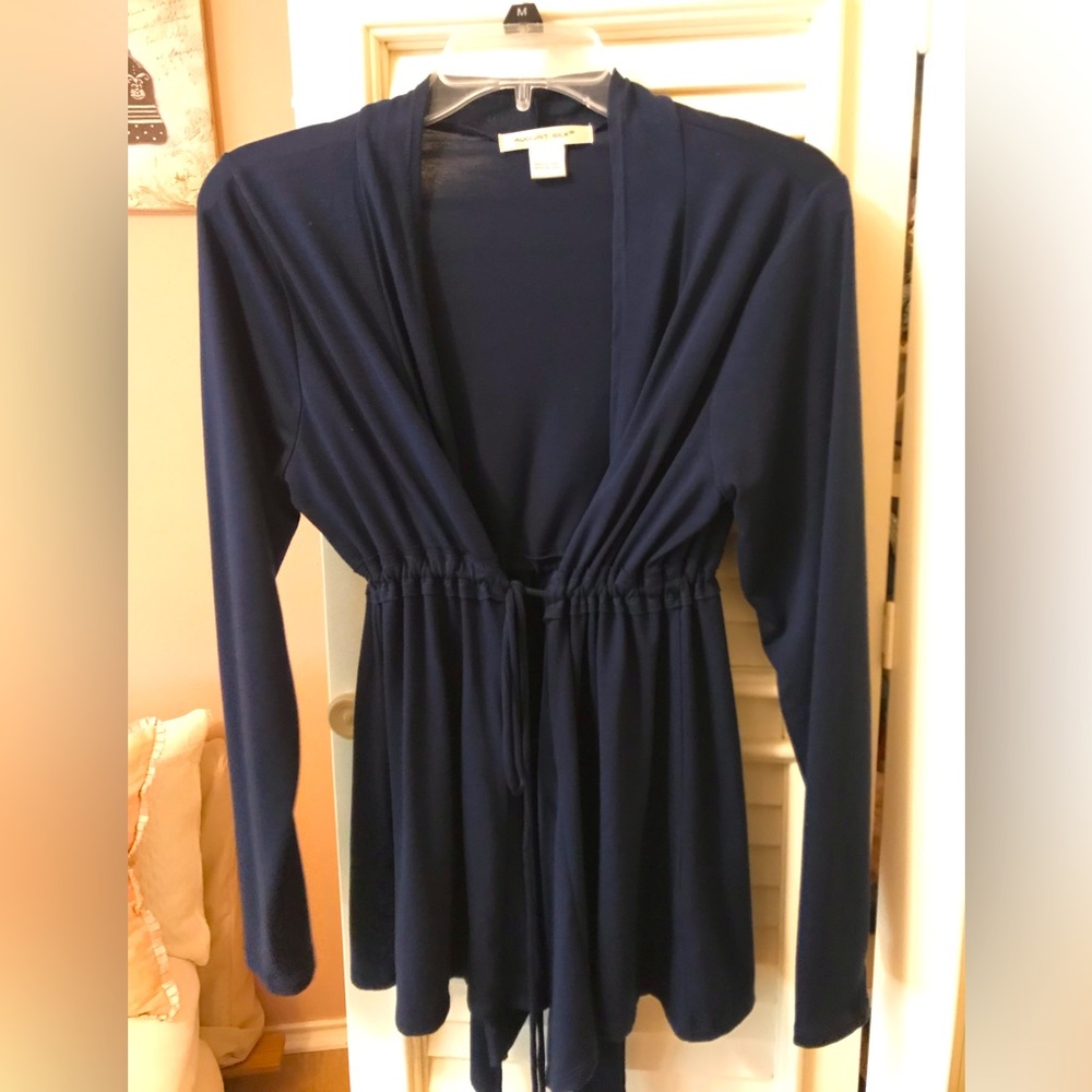 🔹Navy blue tie front cardigan